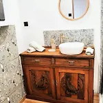 D'hotes Le Chant Des Oiseaux - La Source De Nos Racines - Corps De Ferme Au Coeur Du Parc Naturel De L'avesnois Bed & Breakfast Beaufort (Nord)
