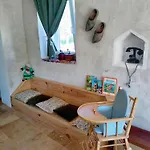 D'hotes Le Chant Des Oiseaux - La Source De Nos Racines - Corps De Ferme Au Coeur Du Parc Naturel De L'avesnois Bed & Breakfast 3*