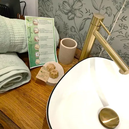 D'hotes Le Chant Des Oiseaux - La Source De Nos Racines - Corps De Ferme Au Coeur Du Parc Naturel De L'avesnois