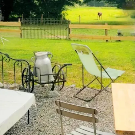 D'hotes Le Chant Des Oiseaux - La Source De Nos Racines - Corps De Ferme Au Coeur Du Parc Naturel De L'avesnois