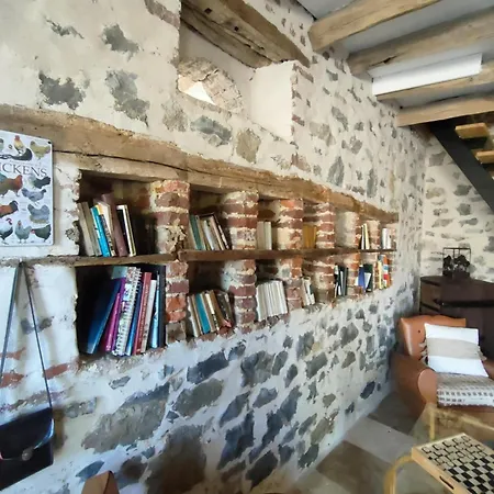 D'hotes Le Chant Des Oiseaux - La Source De Nos Racines - Corps De Ferme Au Coeur Du Parc Naturel De L'avesnois Bed & Breakfast Beaufort (Nord)