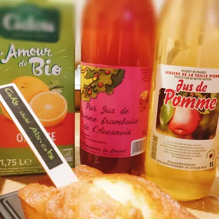 D'hotes Le Chant Des Oiseaux - La Source De Nos Racines - Corps De Ferme Au Coeur Du Parc Naturel De L'avesnois 4* Beaufort (Nord)