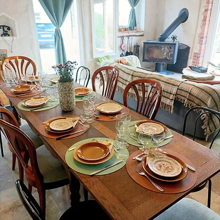 Bed & Breakfast D'hotes Le Chant Des Oiseaux - La Source De Nos Racines - Corps De Ferme Au Coeur Du Parc Naturel De L'avesnois Beaufort (Nord)