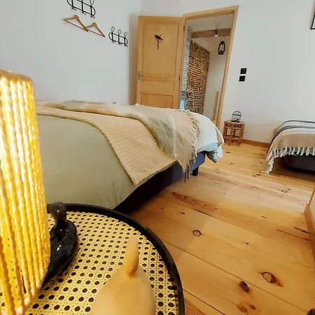 D'hôtes Le Chant Des Oiseaux à La Source De Nos Racines 4*