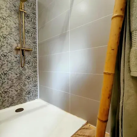 Alojamento de Acomodação e Pequeno-almoço D'hôtes Le Chant Des Oiseaux à La Source De Nos Racines Beaufort (Nord)